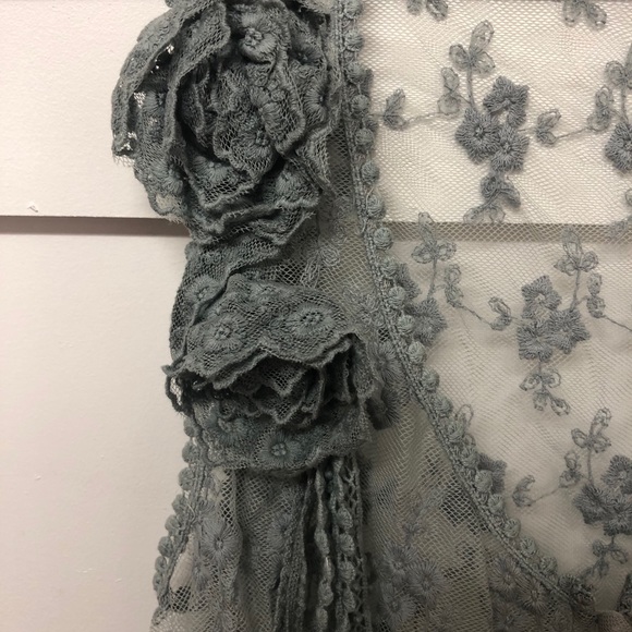 Lace vest top - Picture 5 of 7